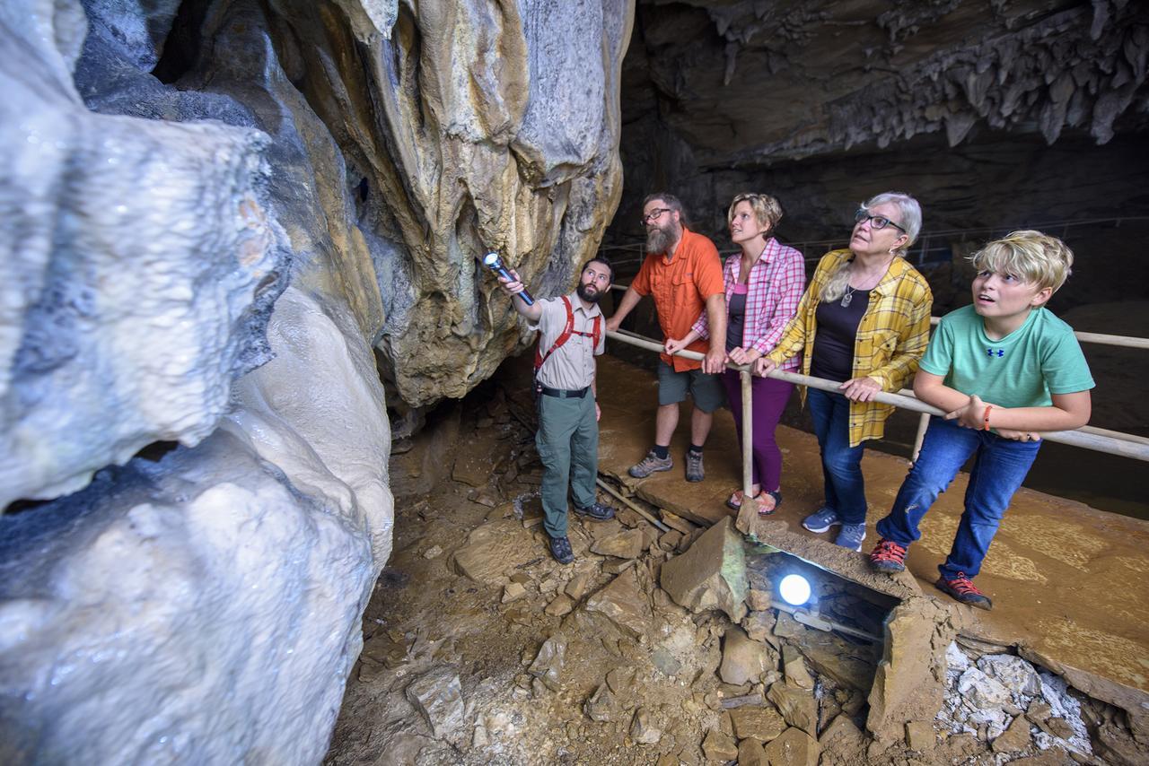 Carter Caves State Resort Park Olive Hill Kültér fotó